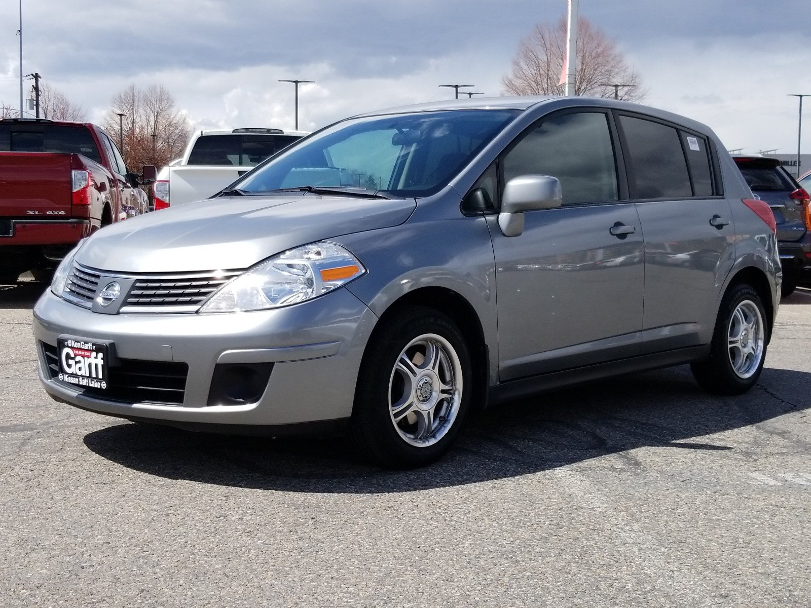 Pre-owned 2009 Nissan Versa 1.8 S Hatchback In Salt Lake City #1nu9614a 