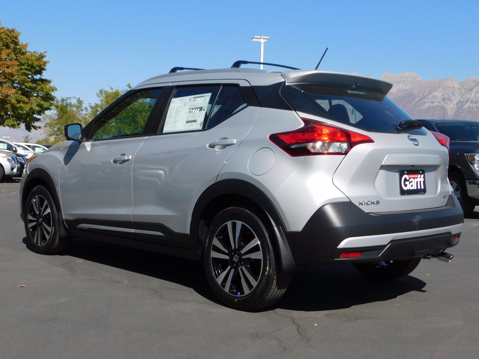 Nissan kicks sr