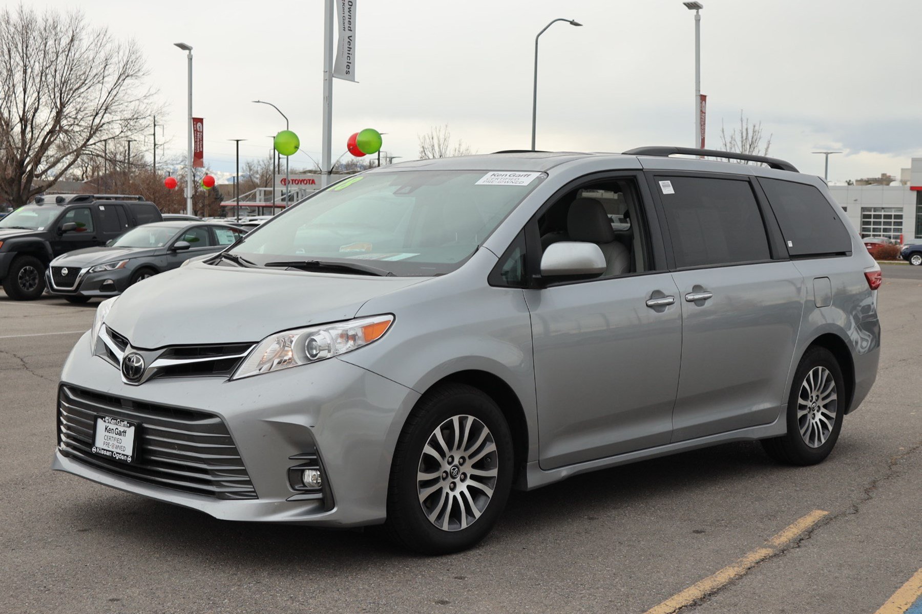 Toyota sienna xle